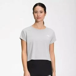 Lifestyle Tops The North Face Women's Wander Cross Back Top