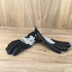 Armada Throttle Gloves Accessories 2 Armada Throttle Gloves Accessories
