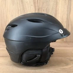 Giro Air Vent Helmet