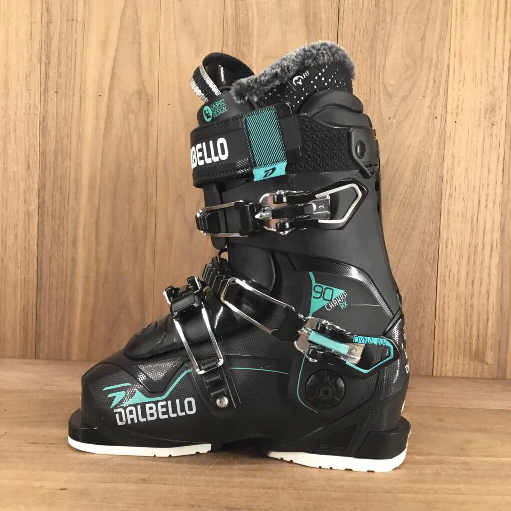 2021 Dalbello Chakra 90 Ski Boot 2021 Dalbello Chakra 90 Ski Boot