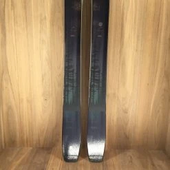 Ski 2022 Atomic Maverick 100 Ti