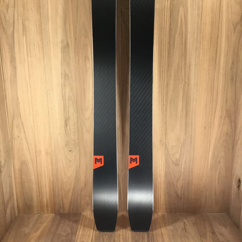 Ski 2022 Atomic Maverick 100 Ti Ski 2022 Atomic Maverick 100 Ti