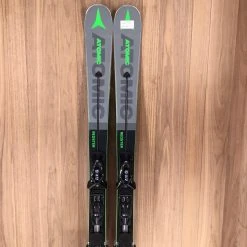 Atomic Redster X9 WB Skis W/ X12 Bindings