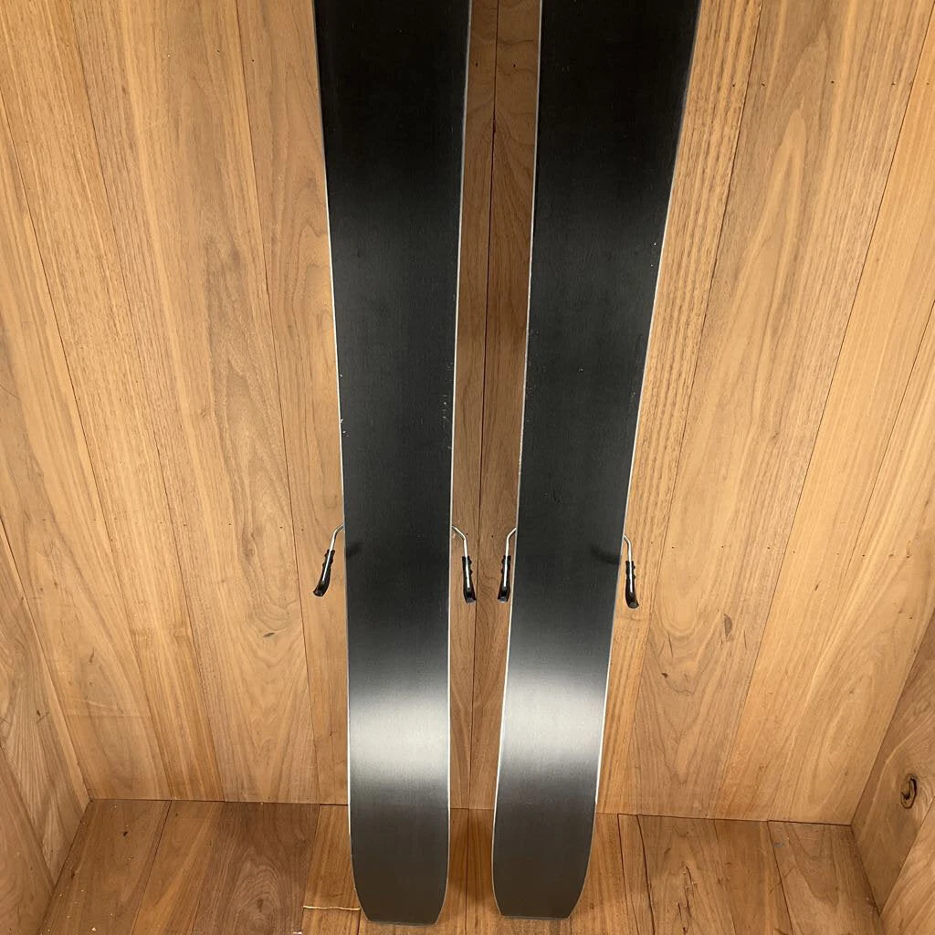 2022 Atomic Backland 107 W. Marker Kingpin 13 Bindings 2022 Atomic Backland 107 W. Marker Kingpin 13 Bindings