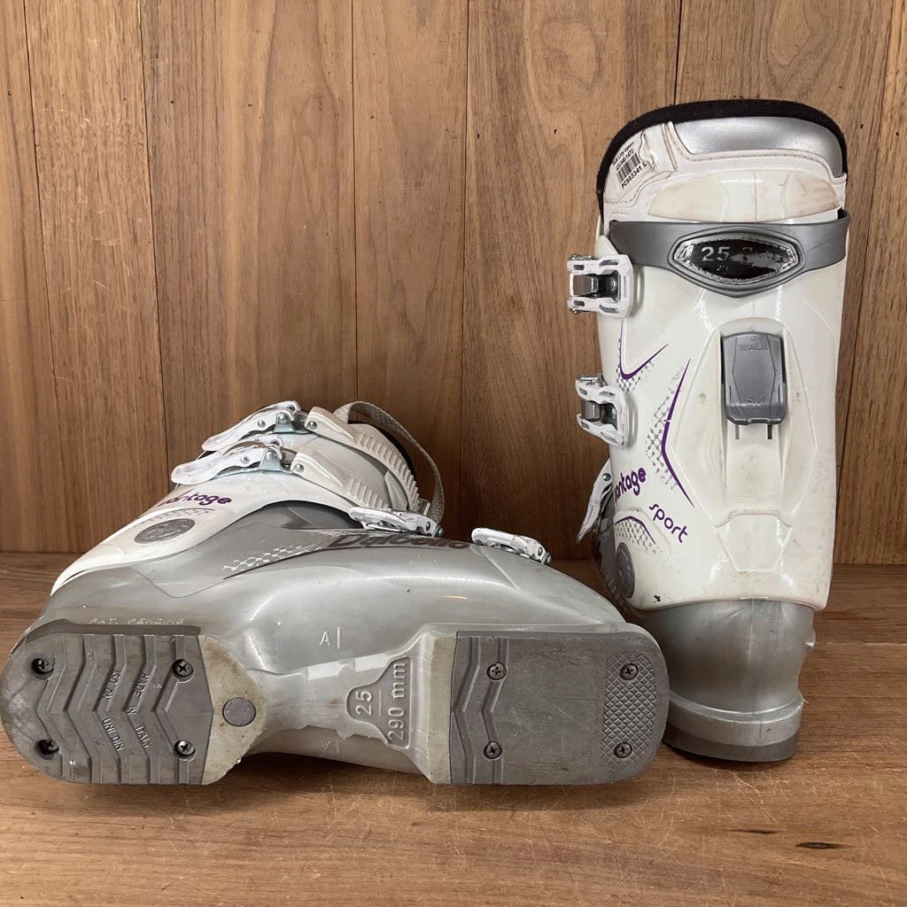Dalbello Vantage Sport Ski Boot Dalbello Vantage Sport Ski Boot
