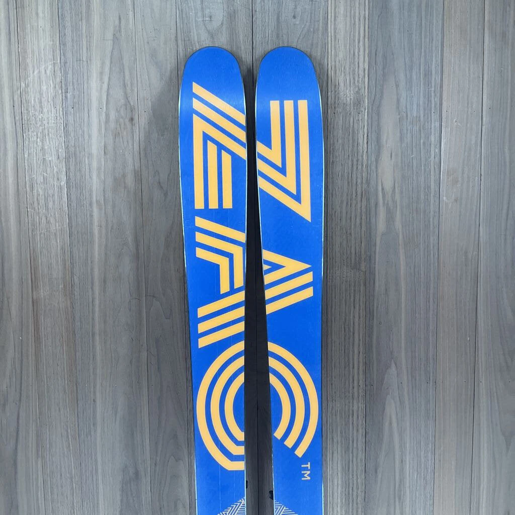 2021 Zag UBAC 89 W. Plum Bindings Ski 2021 Zag UBAC 89 W. Plum Bindings Ski