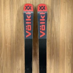 Ski Volkl M5 Mantra W/ Look Pivot Dual WTR Bindings 2 Ski Volkl M5 Mantra W/ Look Pivot Dual WTR Bindings