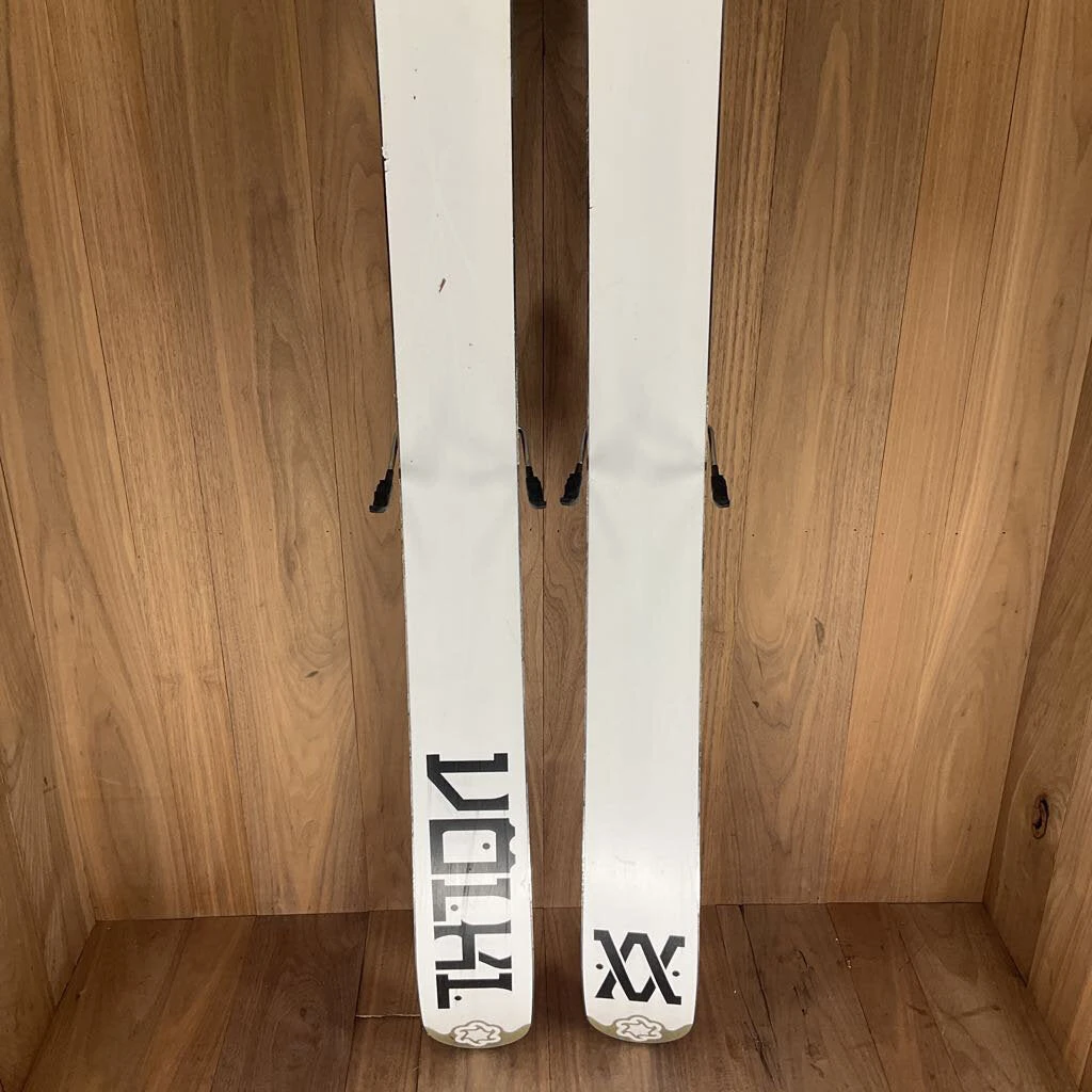Volkl Gotama Skis W/ Marker Griffon Schizo Bindings Volkl Gotama Skis W/ Marker Griffon Schizo Bindings