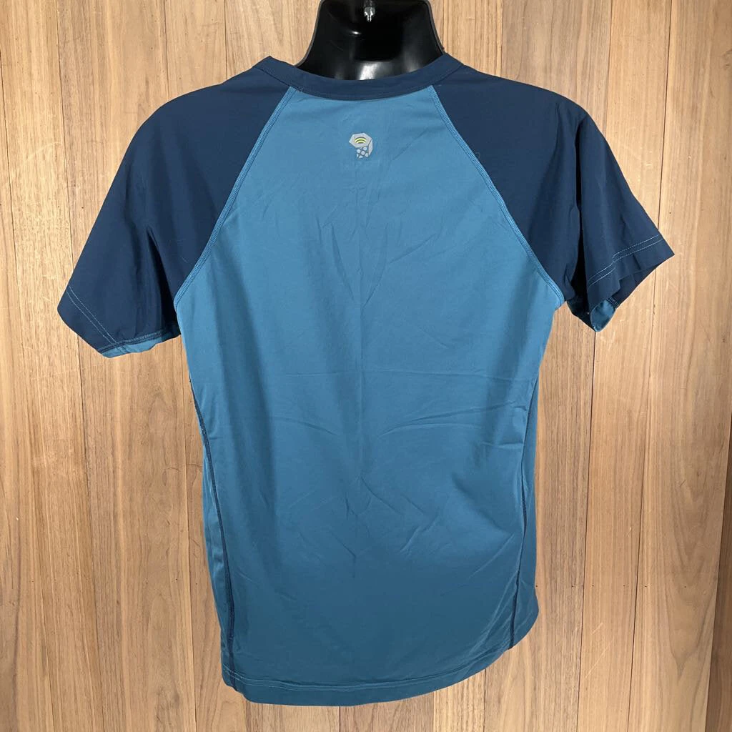 Mountain Hardwear Men's Lightweight Tec Tee Shirt Mountain Hardwear Men's Lightweight Tec Tee Shirt