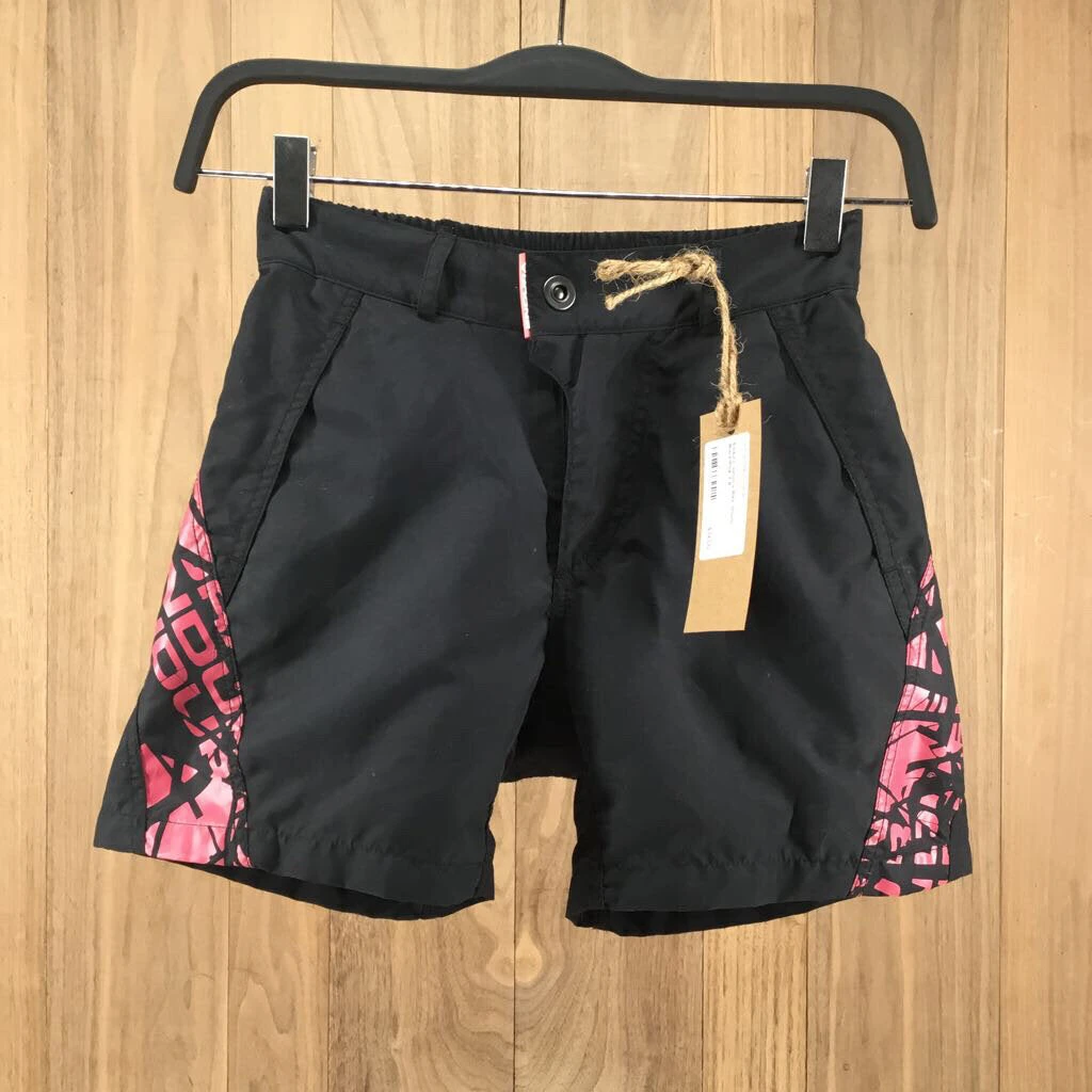 Endura Junior's Bike Shorts Outerwear And Clothing Endura Junior's Bike Shorts Outerwear And Clothing