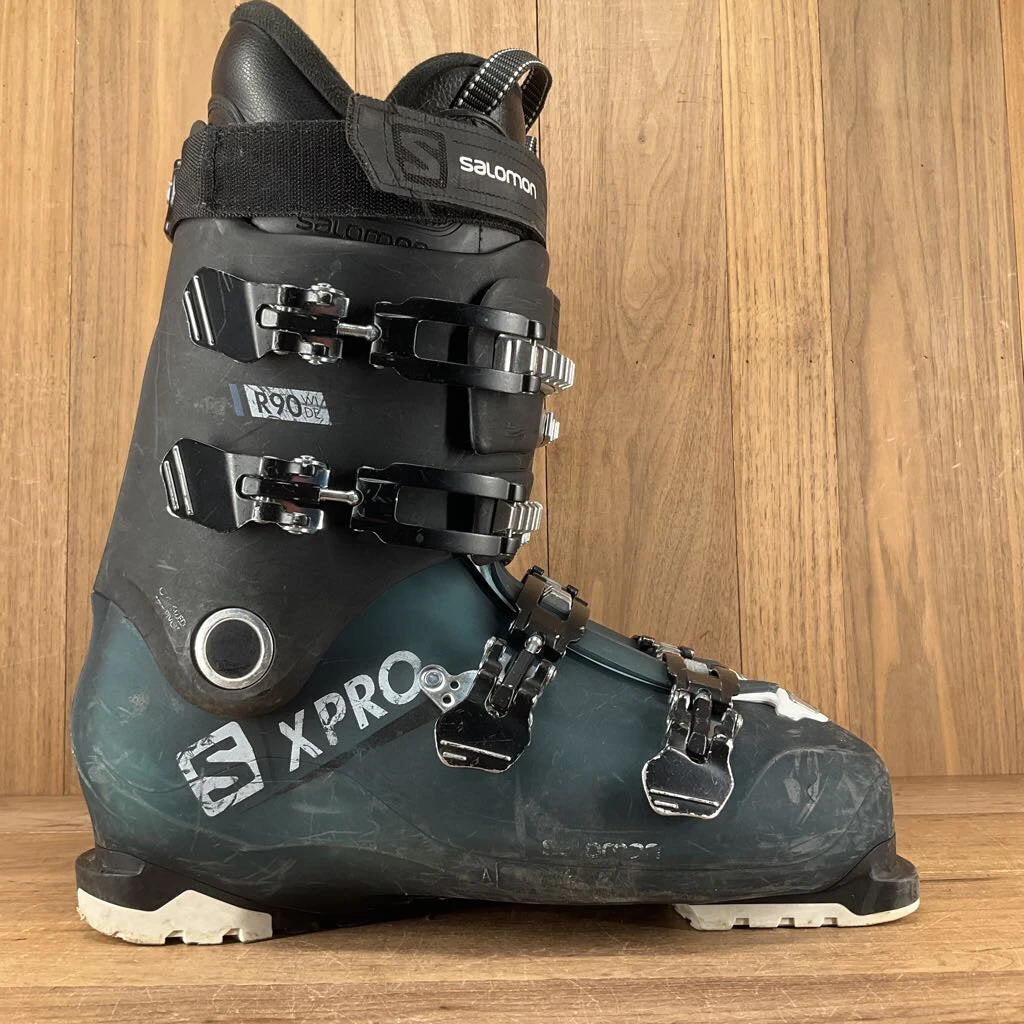 Salomon XPro R90 Wide Ski Boots Salomon XPro R90 Wide Ski Boots