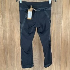 Clothing Lululemon Capri Leggings