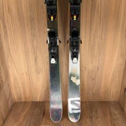 Salomon Suspect RLD Skis With Salomon Warden 11