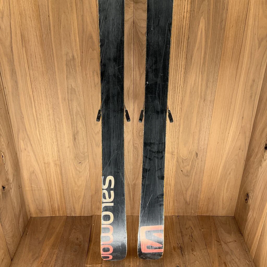 Salomon Suspect RLD Skis With Salomon Warden 11 Salomon Suspect RLD Skis With Salomon Warden 11