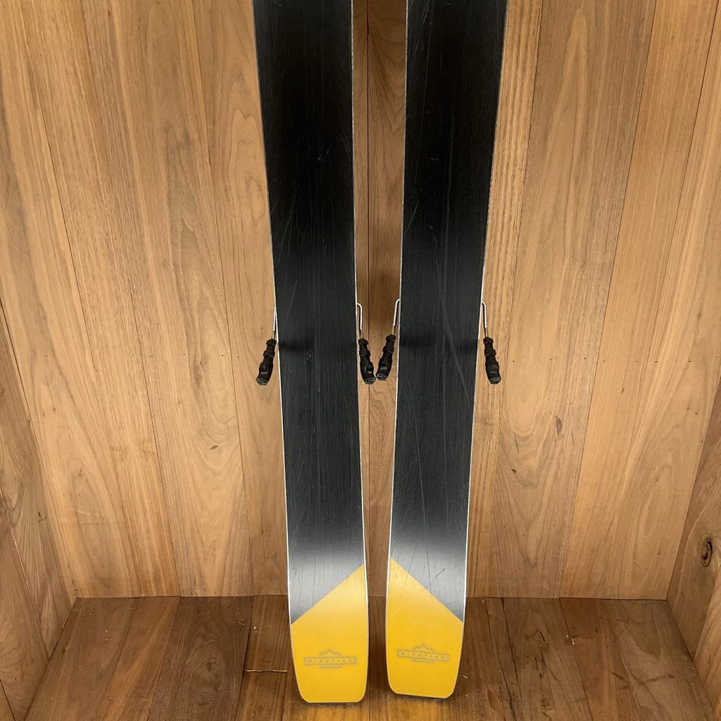 2022 Elan Ripstick 106 W/ Tyrolia Attack 14 Demo Bindings 2022 Elan Ripstick 106 W/ Tyrolia Attack 14 Demo Bindings