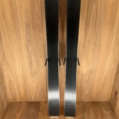 Ski 2022 Liberty Evolv 90 W W/ Tyrolia Attack 11 Demo Bindings