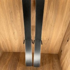 2022 Elan Wildcat 86 CX W/ Elan ELW 11 Demo Bindings Ski 9 2022 Elan Wildcat 86 CX W/ Elan ELW 11 Demo Bindings Ski