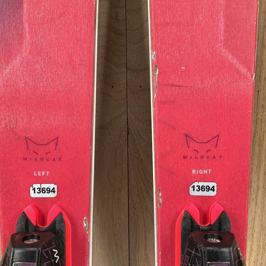 2022 Elan Wildcat 86 CX W/ Elan ELW 11 Demo Bindings Ski 2022 Elan Wildcat 86 CX W/ Elan ELW 11 Demo Bindings Ski