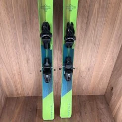 Skis 2022 Elan Ripstick 86 T Jr. W/ Tyrolia JRS 7.5 CA GW Demo Bindings 4 Skis 2022 Elan Ripstick 86 T Jr. W/ Tyrolia JRS 7.5 CA GW Demo Bindings