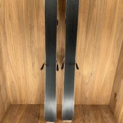 2022 Liberty Evolv 90 W/ Tyrolia Attack 14 Demo Bindings