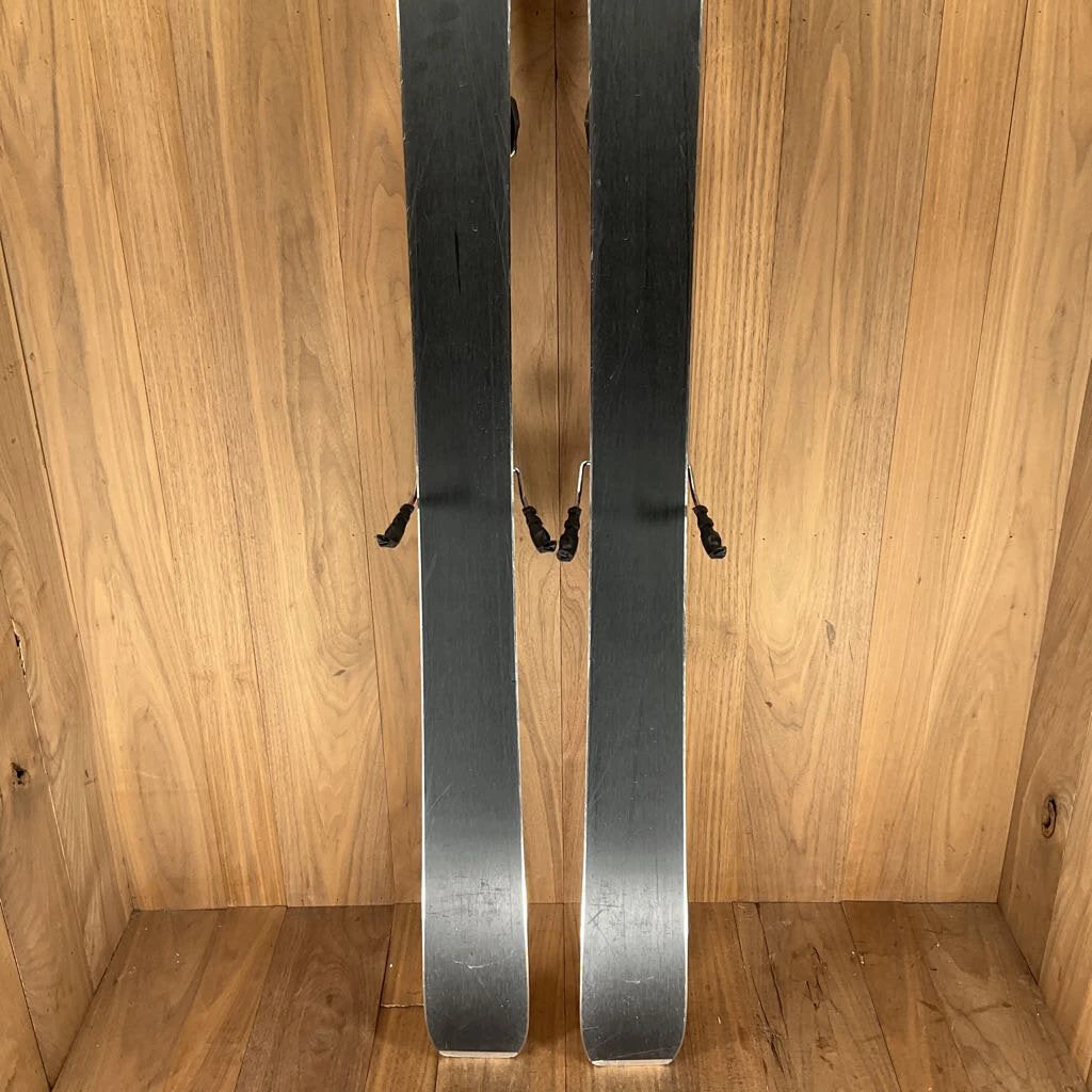 2022 Liberty Evolv 90 W/ Tyrolia Attack 14 Demo Bindings Ski 2022 Liberty Evolv 90 W/ Tyrolia Attack 14 Demo Bindings Ski