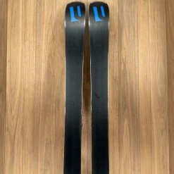 2022 Liberty Evolv 100 W/ Tyrolia Attack 14 Demo Bindings Ski
