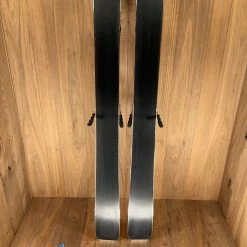 2022 Liberty Evolv 100 W/ Tyrolia Attack 14 Demo Bindings Ski