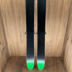 Ski 2019 Rossignol Super 7 W/ Look NX 12 Demo Binding