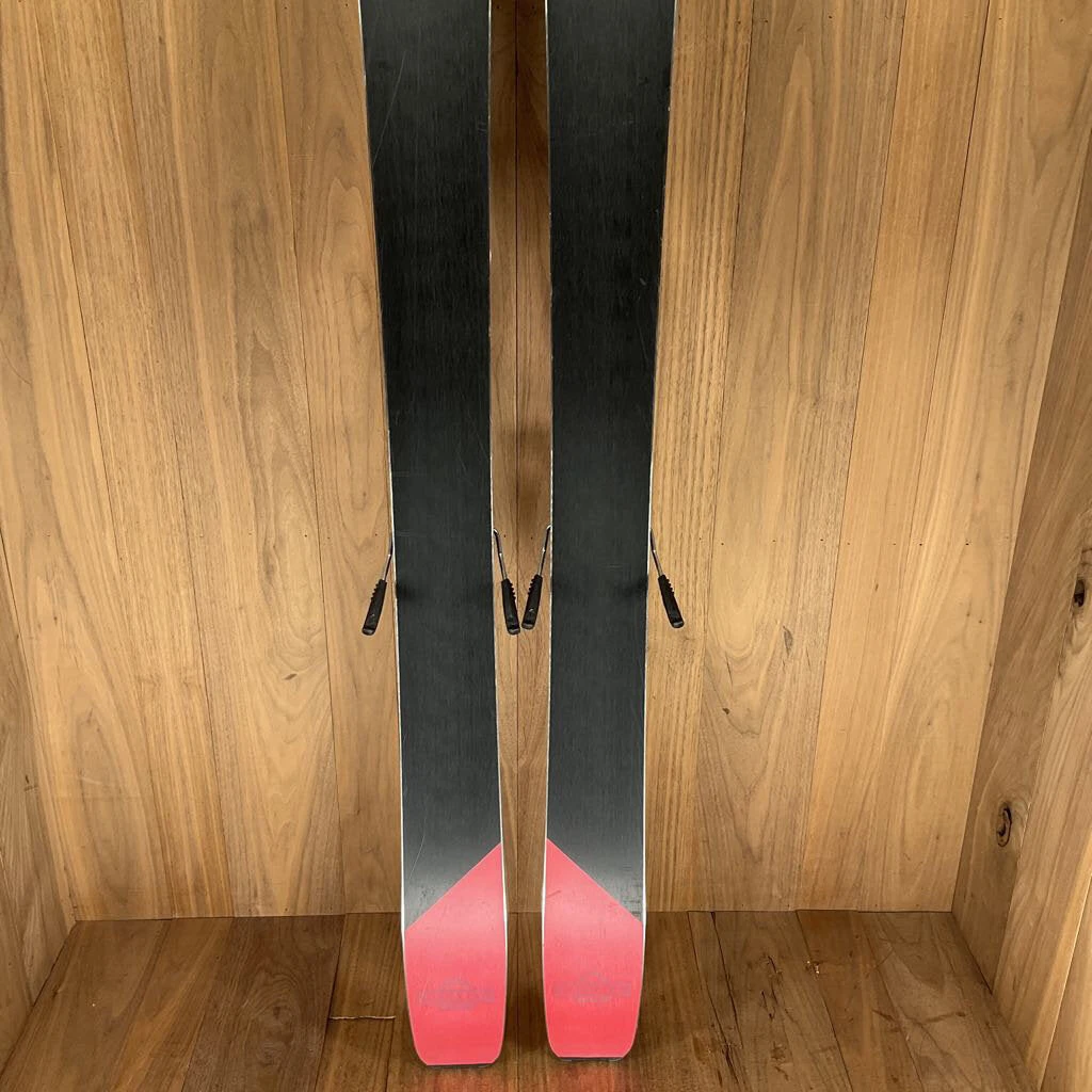 2022 Elan Ripstick 94 W W/ Tyrolia Attack 11 Demo Bindings Ski 2022 Elan Ripstick 94 W W/ Tyrolia Attack 11 Demo Bindings Ski