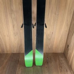 Ski 2022 Elan Ripstick 96 Black W/ Tyrolia Attack 14 Demo Bindings