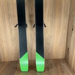 2022 Elan Ripstick 96 Black Edition W/ Tyrolia Attack 11 Bindings Ski