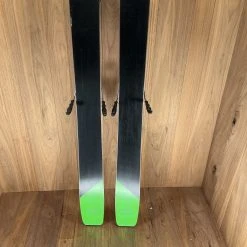 Ski 2022 Elan Ripstick 96 Black W/ Tyrolia Attack 14 Demo Bindings