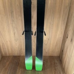 2022 Elan Ripstick 96 Black Edition W/ Tyrolia Attack 13 AT Demo Bindings Ski 7 2022 Elan Ripstick 96 Black Edition W/ Tyrolia Attack 13 AT Demo Bindings Ski