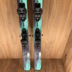 2022 Atomic W Maven 93 C W/ Tyrolia Attack 14 Demo Bindings