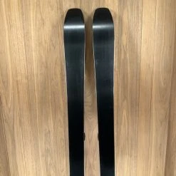 2022 Atomic Maven 86 C W/ Tyrolia Attack 14 Demo Binding