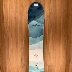 2022 Nitro Women's Drop Snowboard