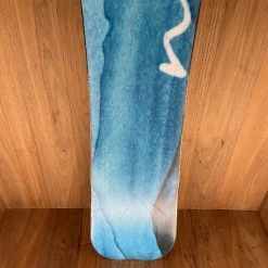 2022 Nitro Women's Drop Snowboard