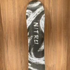 2022 Nitro Santoku Snowboard