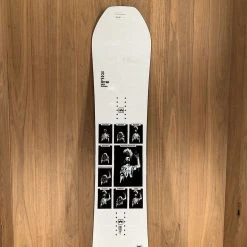 2022 Rome Party Mod Snowboard