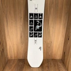 2022 Rome Party Mod Snowboard