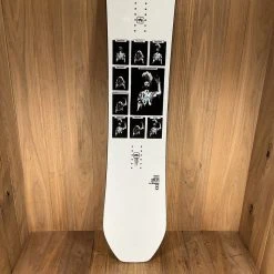 2022 Rome Party Mod Snowboard
