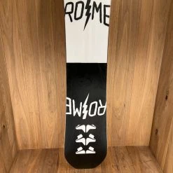 2022 Rome Party Mod Snowboard