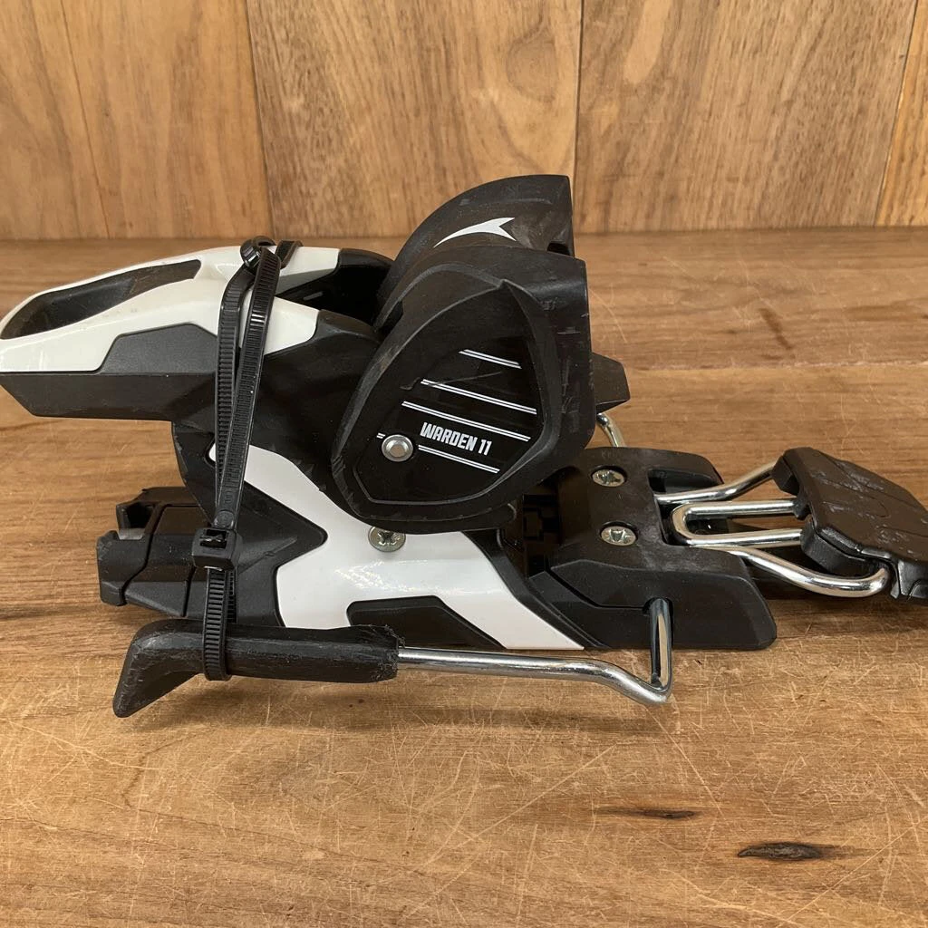 Atomic Wardern 11 MNC Demo Binding Atomic Wardern 11 MNC Demo Binding