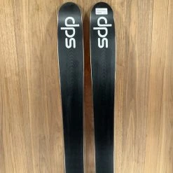2022 DPS Pagoda 100 RP W/ Tyrolia Attack 14 Demo Bindings Ski
