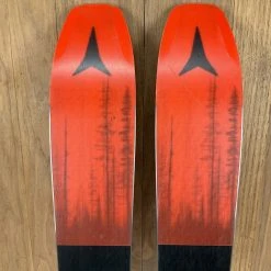 2022 Atomic Maverick 95 Ti W/ Tyrolia Attack 14 Demo Bindings 2 2022 Atomic Maverick 95 Ti W/ Tyrolia Attack 14 Demo Bindings
