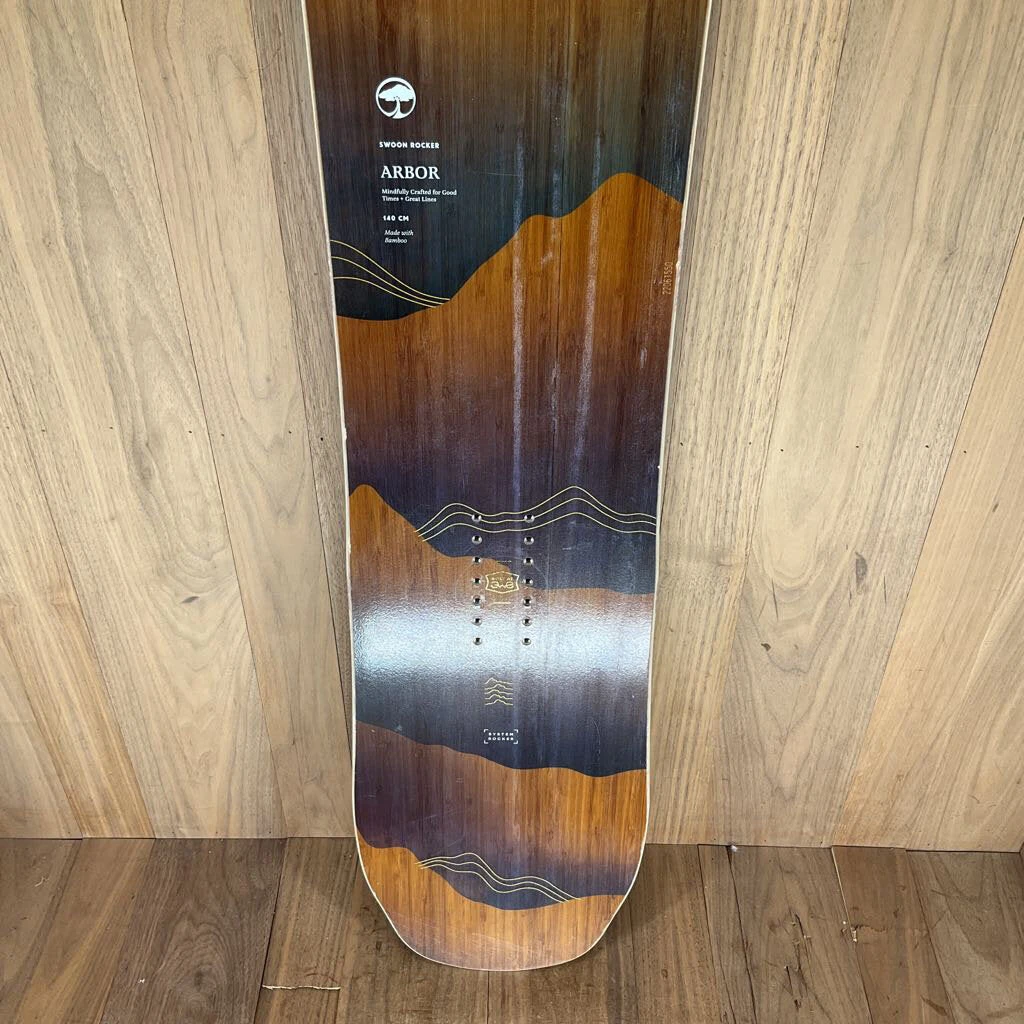 2022 Arbor Women's Swoon Rocker Snowboard 2022 Arbor Women's Swoon Rocker Snowboard