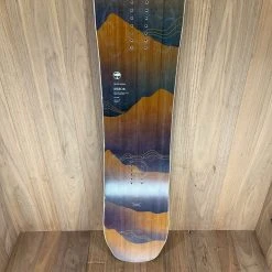 2022 Arbor Women's Swoon Rocker Snowboard 5 2022 Arbor Women's Swoon Rocker Snowboard