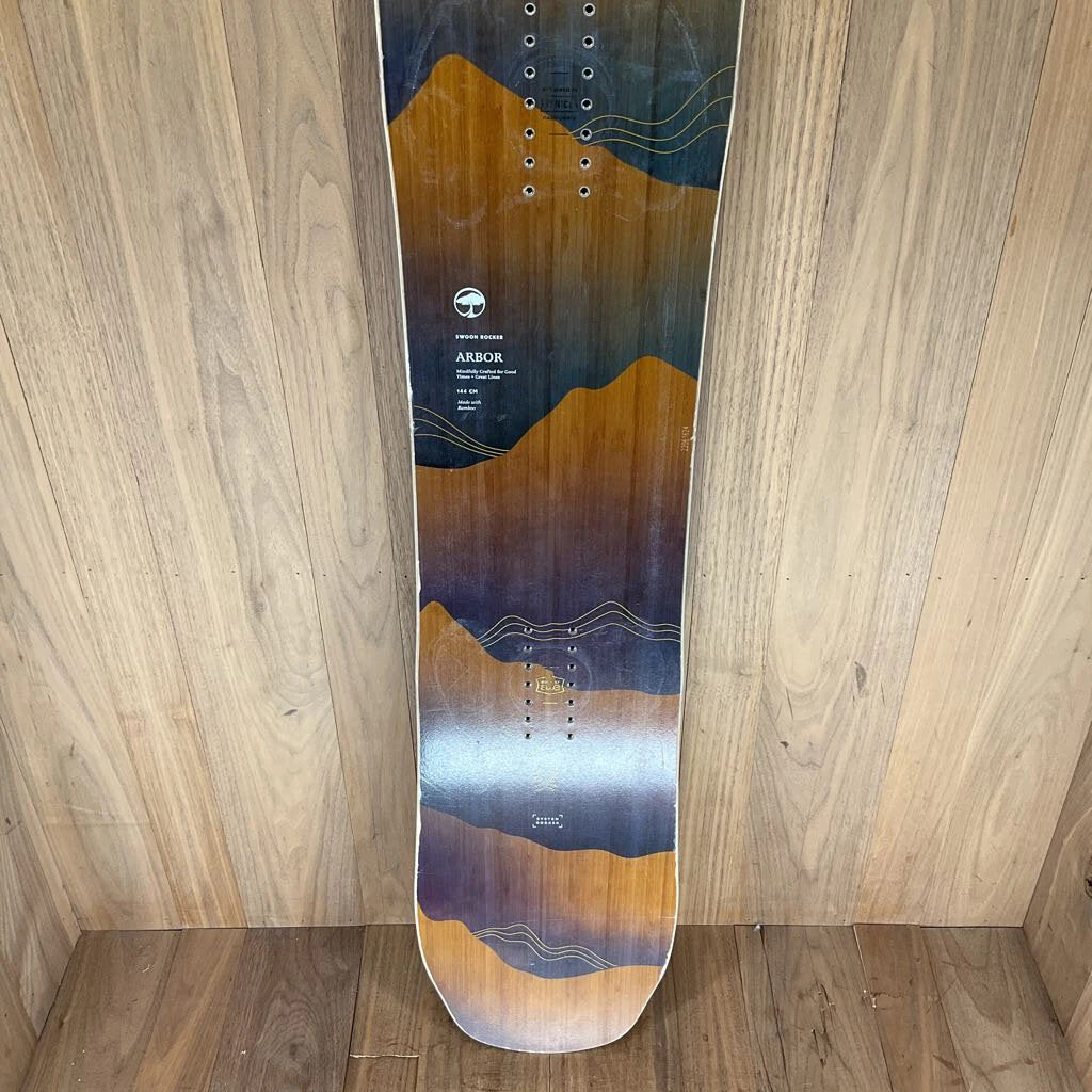 2022 Arbor Women's Swoon Rocker Snowboard 2022 Arbor Women's Swoon Rocker Snowboard