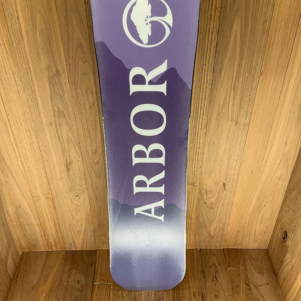 2022 Arbor Women's Swoon Rocker Snowboard 2022 Arbor Women's Swoon Rocker Snowboard
