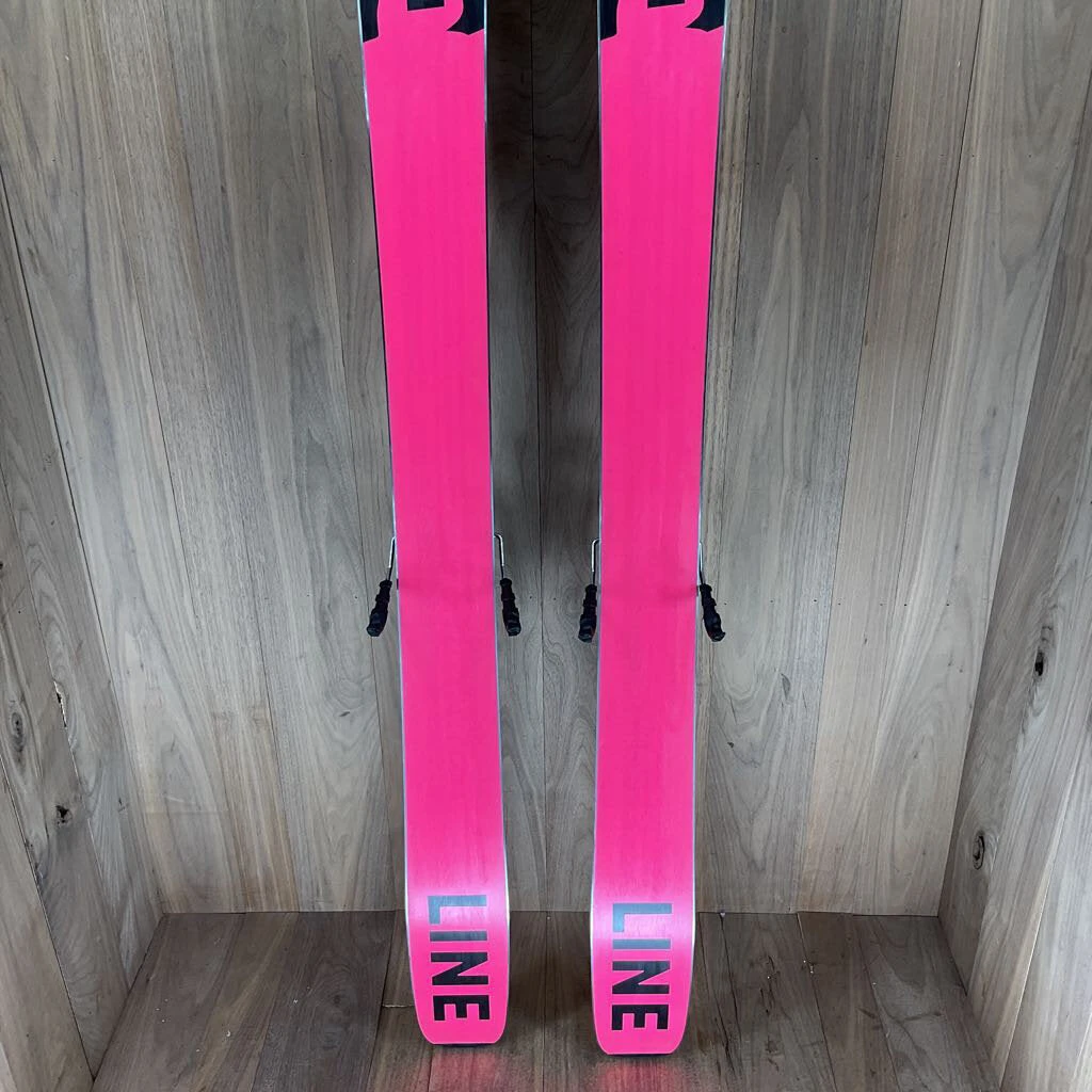 Ski 2022 Line Sick Day 104 W/ Tyrolia Attack 14 Demo Bindings Ski 2022 Line Sick Day 104 W/ Tyrolia Attack 14 Demo Bindings